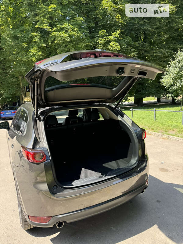 Позашляховик / Кросовер Mazda CX-5 2017 в Львові