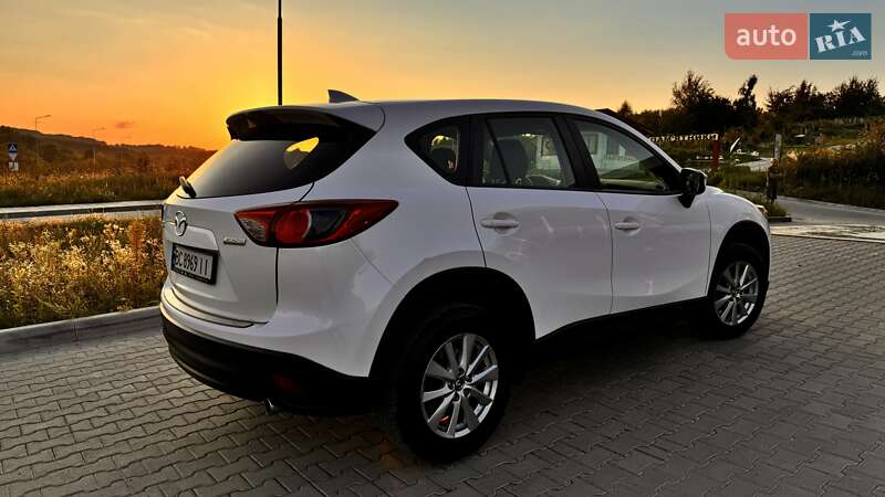 Позашляховик / Кросовер Mazda CX-5 2016 в Львові