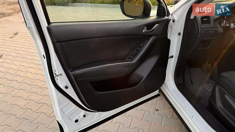 Позашляховик / Кросовер Mazda CX-5 2016 в Львові