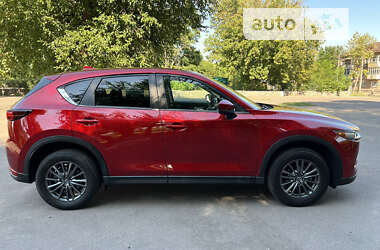 Позашляховик / Кросовер Mazda CX-5 2019 в 