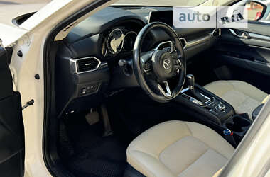 Позашляховик / Кросовер Mazda CX-5 2018 в 