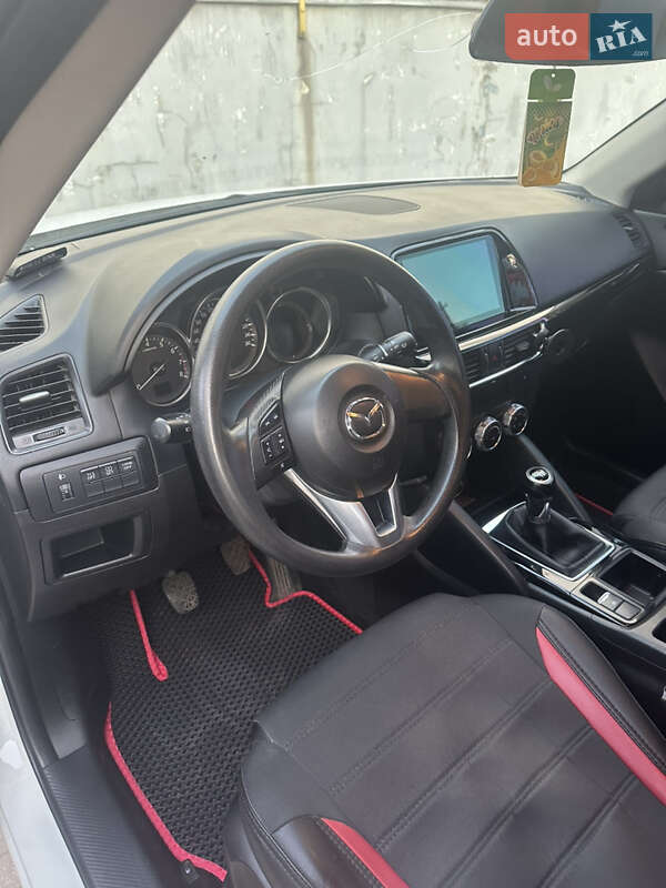 Позашляховик / Кросовер Mazda CX-5 2015 в Дніпрі