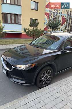 Внедорожник / Кроссовер Mazda CX-5 2018 в 