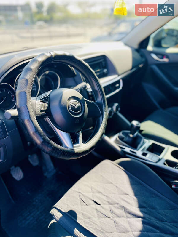 Внедорожник / Кроссовер Mazda CX-5 2017 в Ирпене