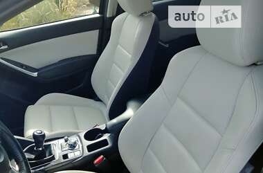 Внедорожник / Кроссовер Mazda CX-5 2016 в 