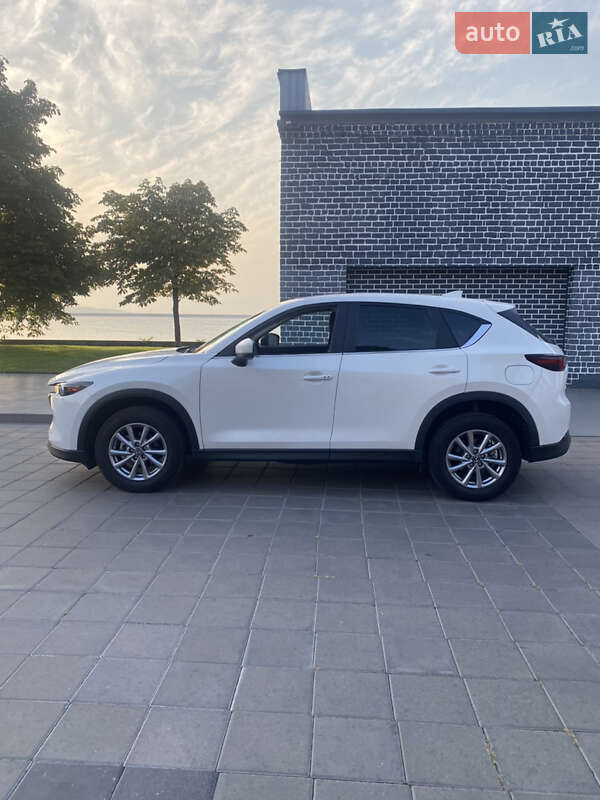 Внедорожник / Кроссовер Mazda CX-5 2023 в Светловодске