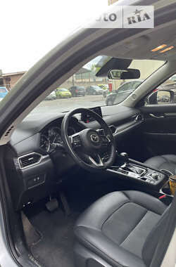 Позашляховик / Кросовер Mazda CX-5 2019 в 