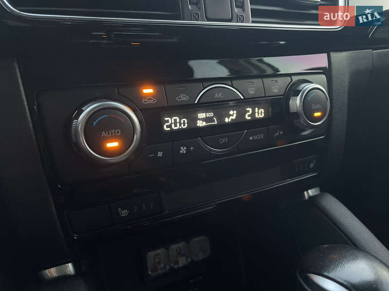 Позашляховик / Кросовер Mazda CX-5 2015 в Києві
