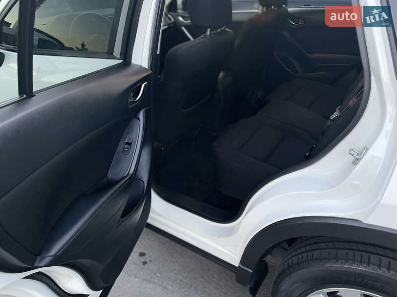 Позашляховик / Кросовер Mazda CX-5 2015 в Києві