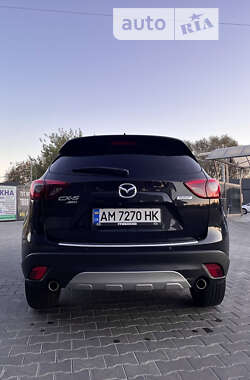 Позашляховик / Кросовер Mazda CX-5 2015 в Звягелі