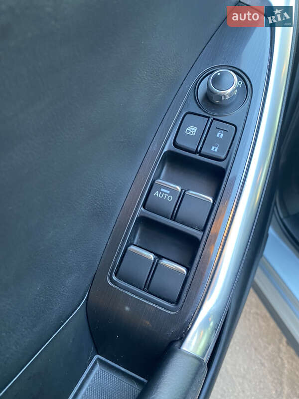 Внедорожник / Кроссовер Mazda CX-5 2015 в Новомосковске