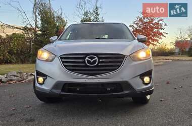 Позашляховик / Кросовер Mazda CX-5 2016 в  фото 2 Позашляховик / Кросовер Mazda CX-5 2016 в