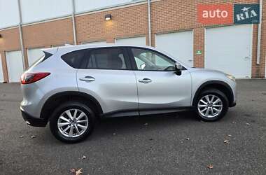 Позашляховик / Кросовер Mazda CX-5 2016 в  фото 3 Позашляховик / Кросовер Mazda CX-5 2016 в