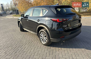 Позашляховик / Кросовер Mazda CX-5 2022 в 