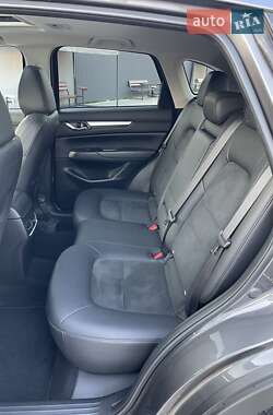 Позашляховик / Кросовер Mazda CX-5 2020 в 