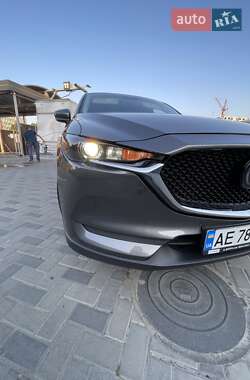 Позашляховик / Кросовер Mazda CX-5 2020 в 
