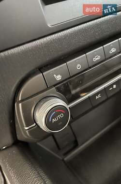Позашляховик / Кросовер Mazda CX-5 2020 в 