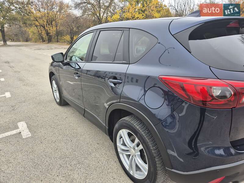 Позашляховик / Кросовер Mazda CX-5 2015 в Дніпрі