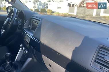 Позашляховик / Кросовер Mazda CX-5 2013 в 