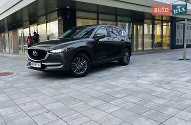 Позашляховик / Кросовер Mazda CX-5 2017 в Києві