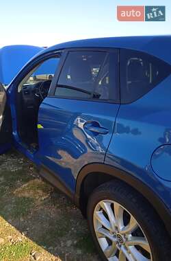 Позашляховик / Кросовер Mazda CX-5 2012 в 
