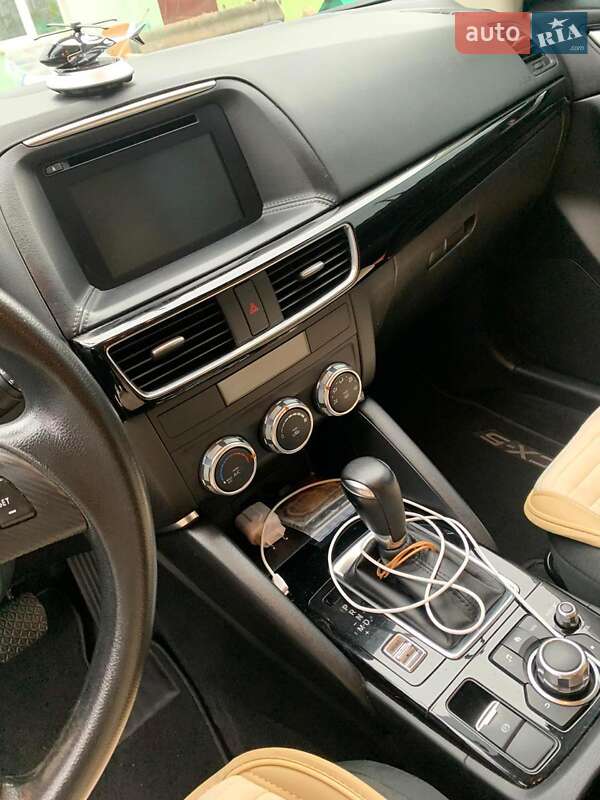 Позашляховик / Кросовер Mazda CX-5 2015 в Львові