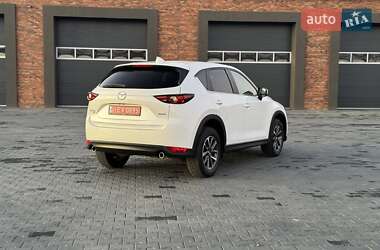 Позашляховик / Кросовер Mazda CX-5 2017 в Чернівцях