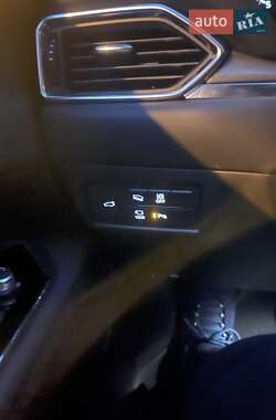 Внедорожник / Кроссовер Mazda CX-5 2020 в 