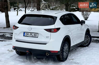 Внедорожник / Кроссовер Mazda CX-5 2017 в Дрогобыче