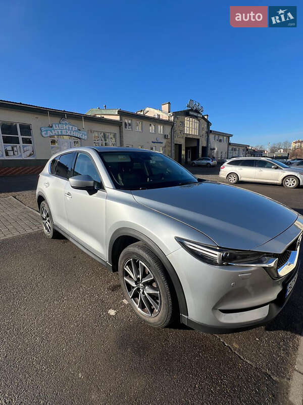 Внедорожник / Кроссовер Mazda CX-5 2017 в Сколе