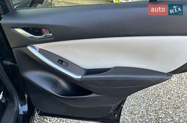 Внедорожник / Кроссовер Mazda CX-5 2016 в 