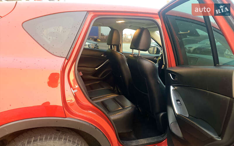 Внедорожник / Кроссовер Mazda CX-5 2015 в 
