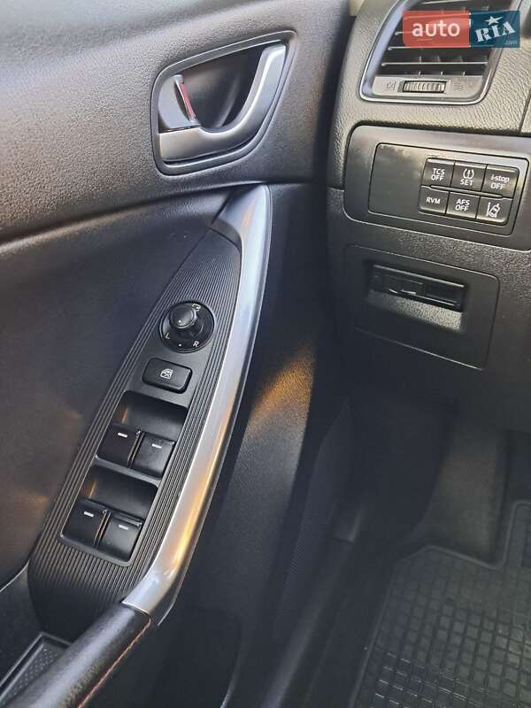 Позашляховик / Кросовер Mazda CX-5 2014 в Львові