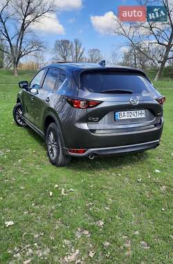 Внедорожник / Кроссовер Mazda CX-5 2019 в 