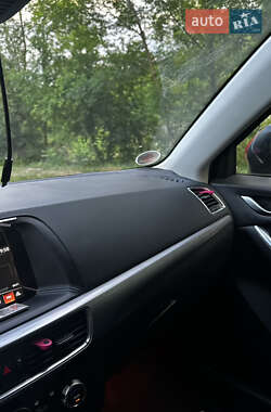 Внедорожник / Кроссовер Mazda CX-5 2015 в 