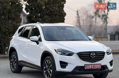 Внедорожник / Кроссовер Mazda CX-5 2016 в Дубно