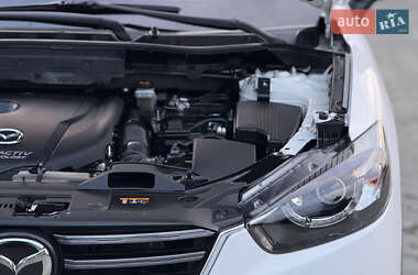 Внедорожник / Кроссовер Mazda CX-5 2016 в Дубно