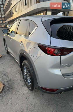 Внедорожник / Кроссовер Mazda CX-5 2019 в 
