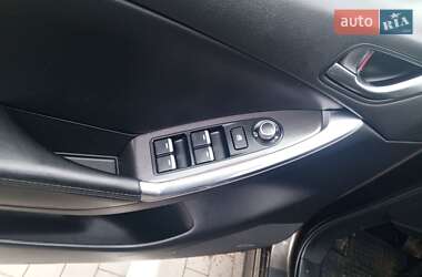 Внедорожник / Кроссовер Mazda CX-5 2015 в 