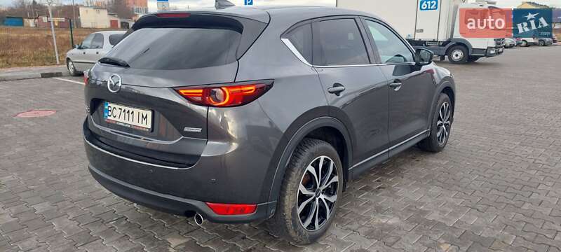 Внедорожник / Кроссовер Mazda CX-5 2017 в Стрые