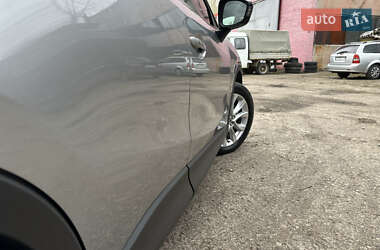 Позашляховик / Кросовер Mazda CX-5 2013 в 