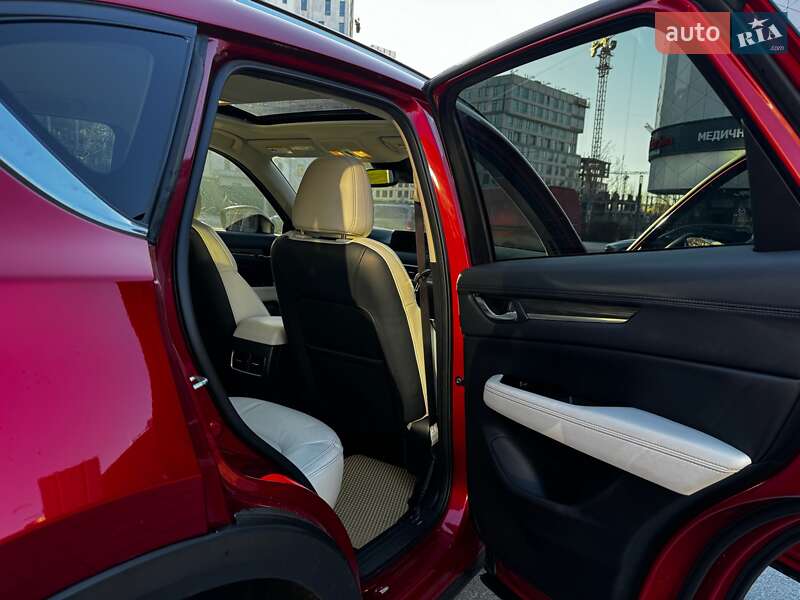 Внедорожник / Кроссовер Mazda CX-5 2018 в Киеве