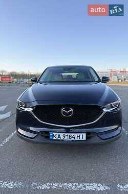 Позашляховик / Кросовер Mazda CX-5 2018 в 