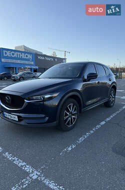 Позашляховик / Кросовер Mazda CX-5 2018 в 