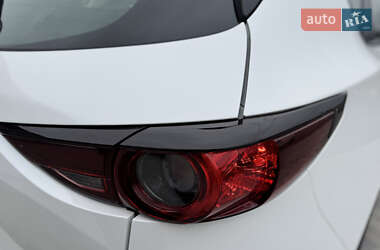 Позашляховик / Кросовер Mazda CX-5 2017 в 