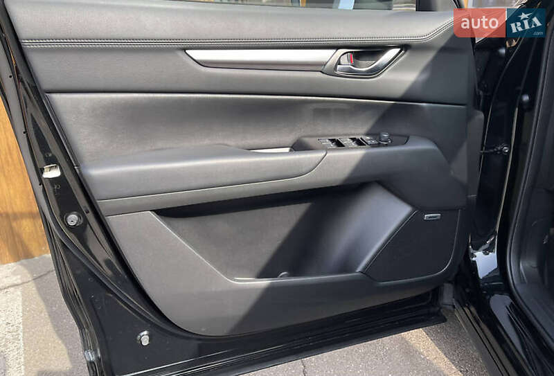 Внедорожник / Кроссовер Mazda CX-5 2018 в Киеве