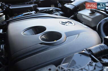 Позашляховик / Кросовер Mazda CX-5 2013 в 