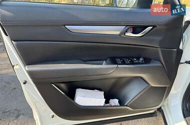 Позашляховик / Кросовер Mazda CX-5 2020 в 