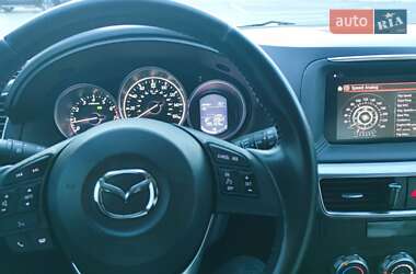 Позашляховик / Кросовер Mazda CX-5 2015 в 