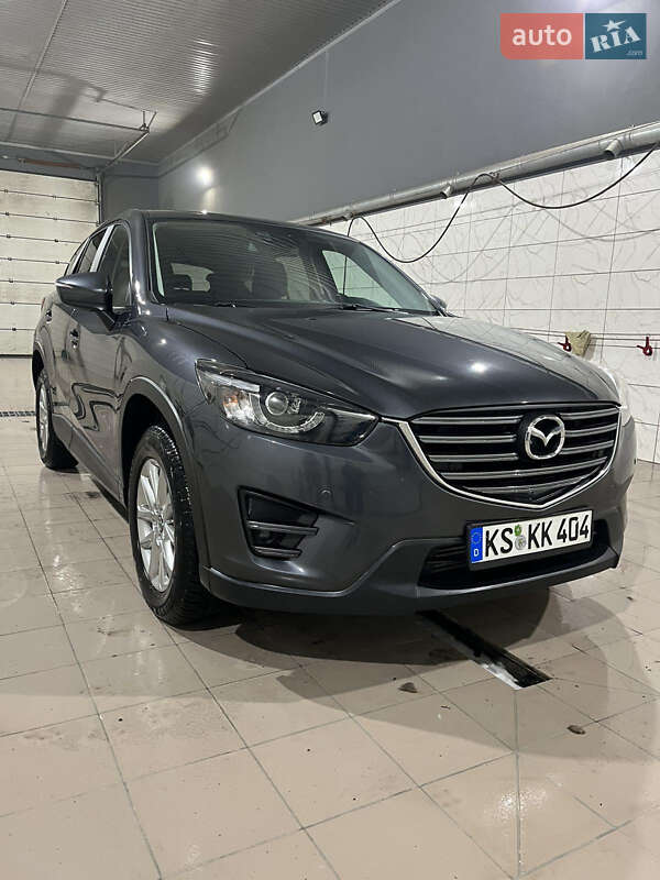 Внедорожник / Кроссовер Mazda CX-5 2016 в Хороле